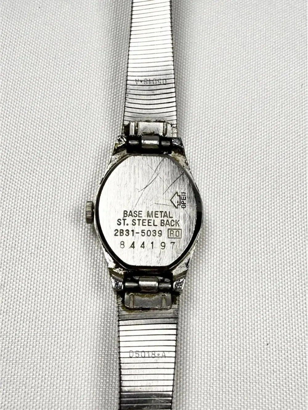 Vintage Seiko Women 2B31-0320 Dress Silver Tone Quartz Analog 17mm Watch 6